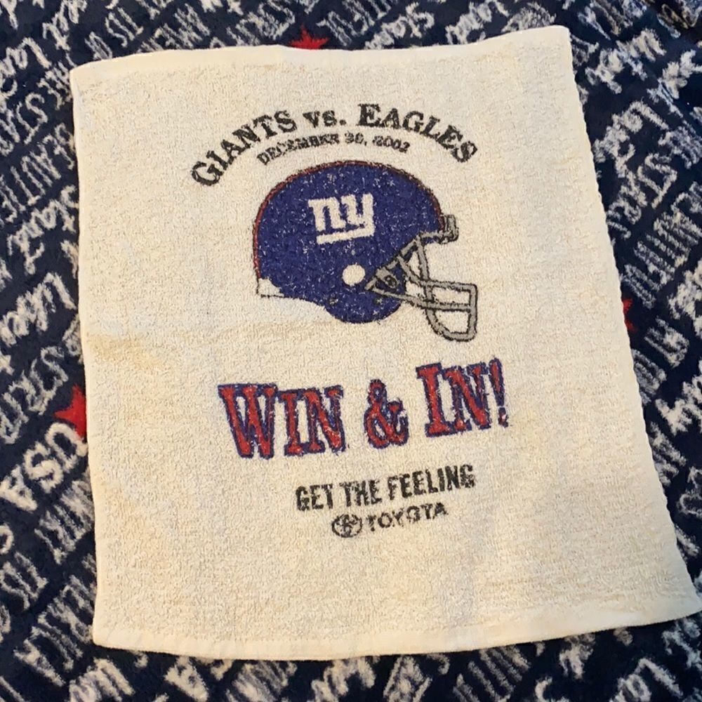 Giants vs Eagles 2002 Stadium Towel ⭐️